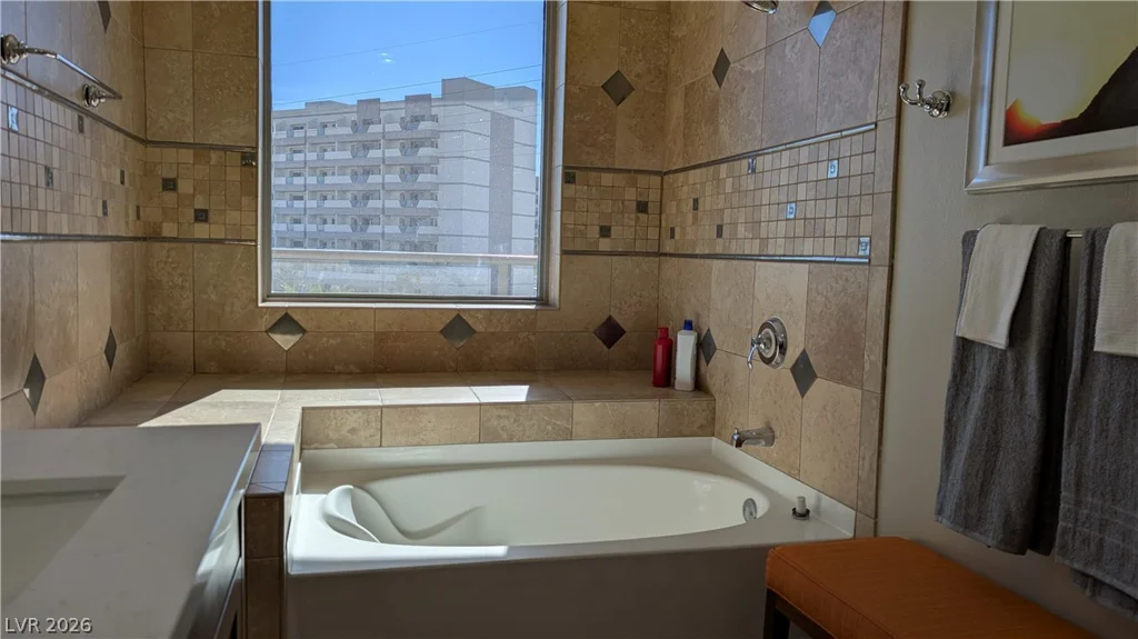 8255 Las Vegas, Las Vegas, NV 89123