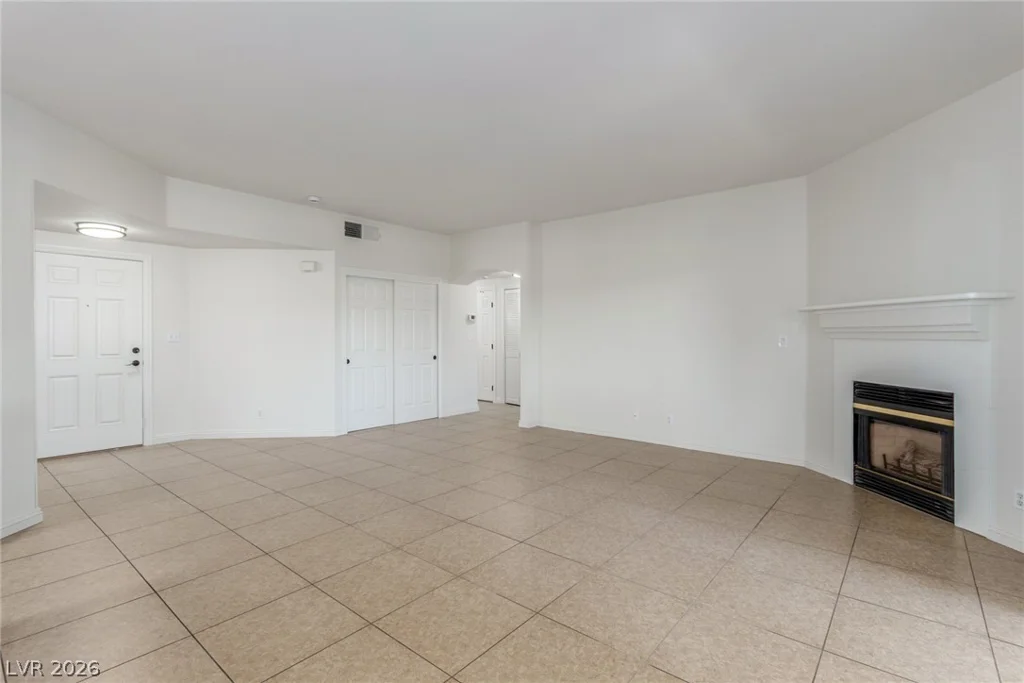 4820 Black Bear, Las Vegas, NV 89149