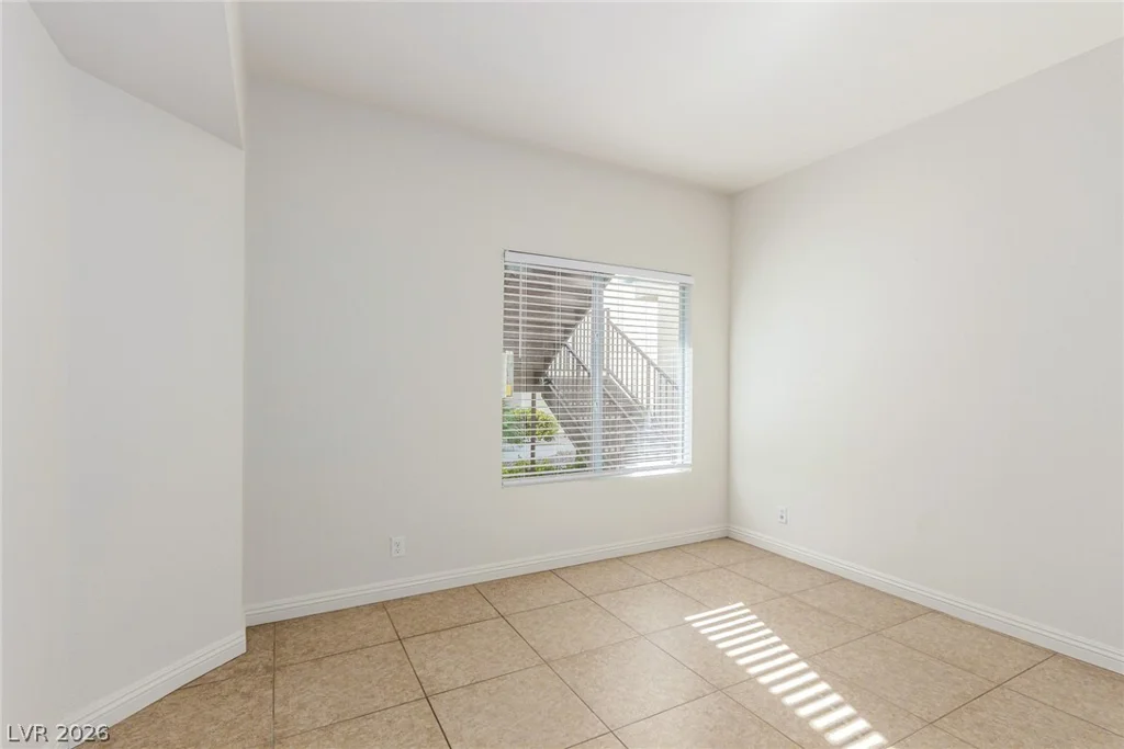 4820 Black Bear, Las Vegas, NV 89149