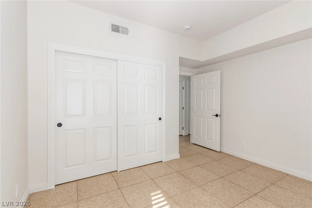 4820 Black Bear, Las Vegas, NV 89149