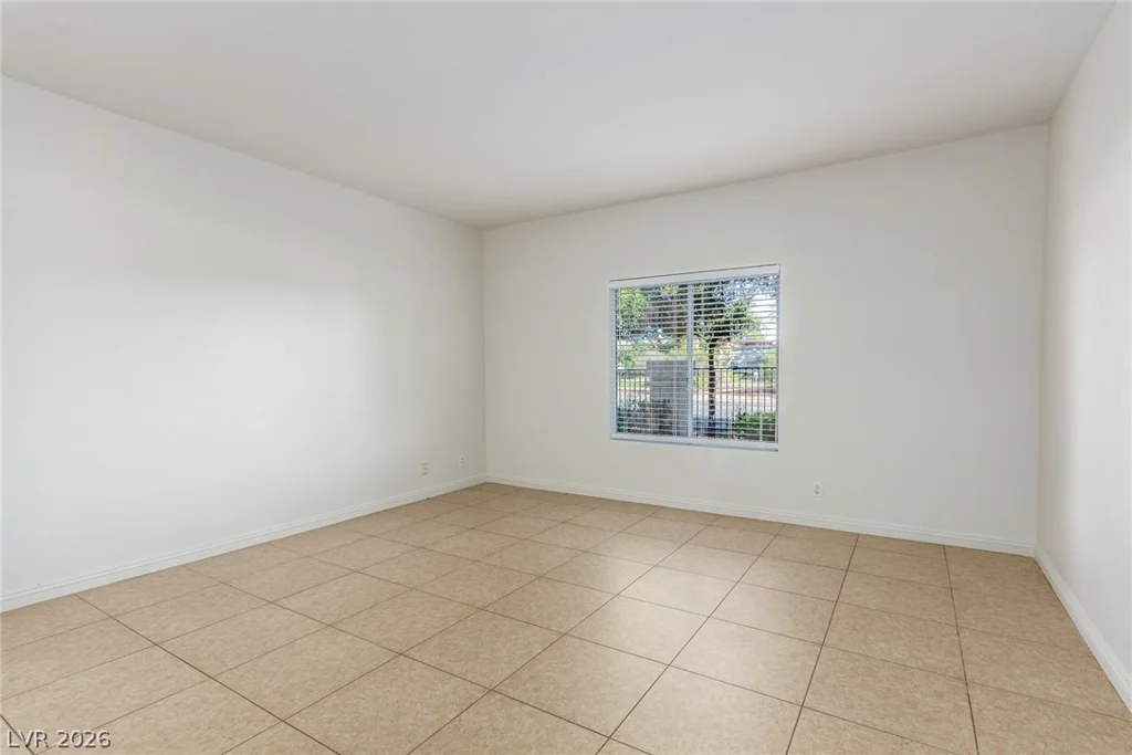 4820 Black Bear, Las Vegas, NV 89149