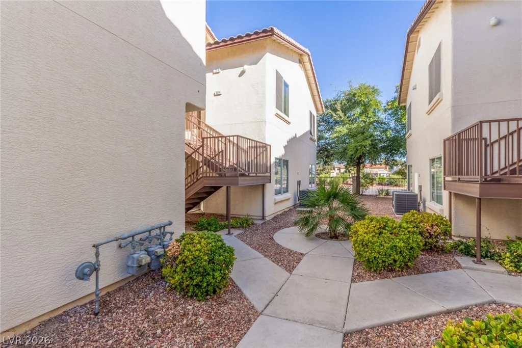 4820 Black Bear, Las Vegas, NV 89149