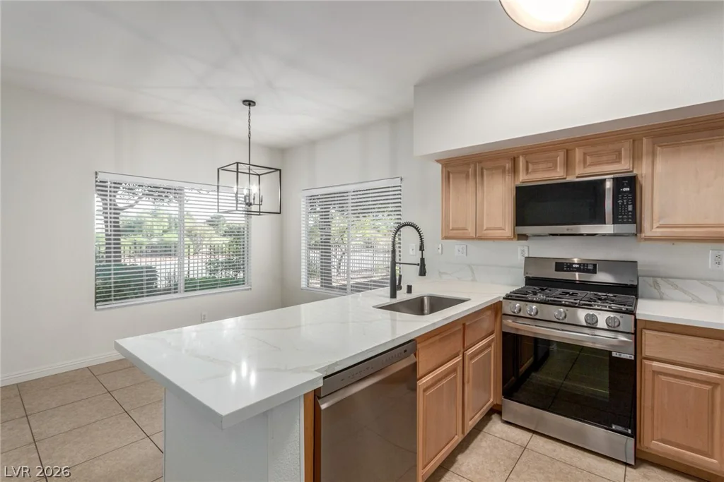 4820 Black Bear, Las Vegas, NV 89149