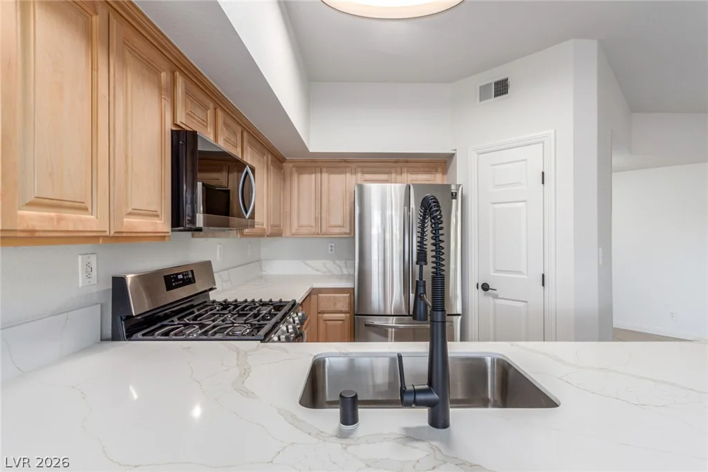 4820 Black Bear, Las Vegas, NV 89149