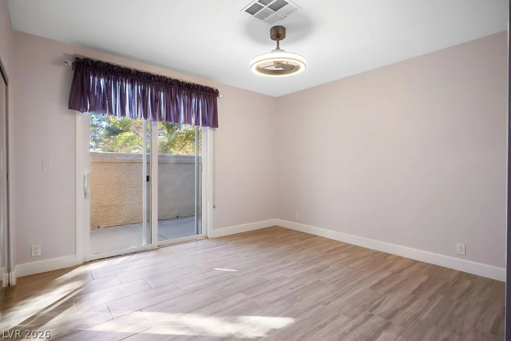 7820 Harbour Towne, Las Vegas, NV 89113
