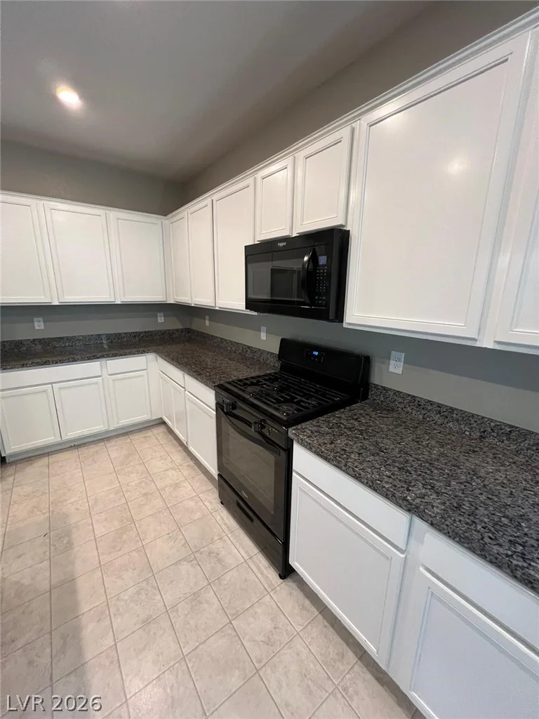 6071 Castle Gardens, Las Vegas, NV 89130