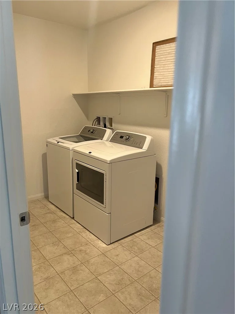 6071 Castle Gardens, Las Vegas, NV 89130
