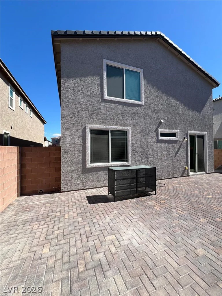 6071 Castle Gardens, Las Vegas, NV 89130
