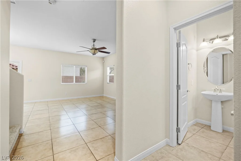 8649 Abbey Dell, Las Vegas, NV 89178