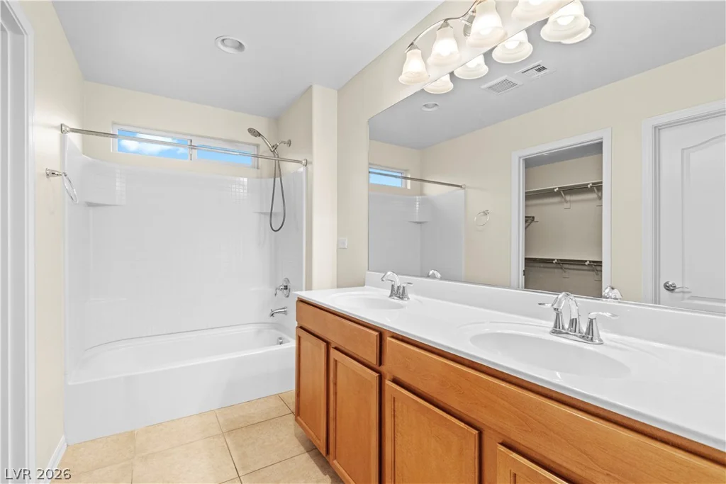 8649 Abbey Dell, Las Vegas, NV 89178