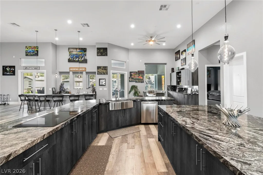 6731 Via Provenza, Las Vegas, NV 89131
