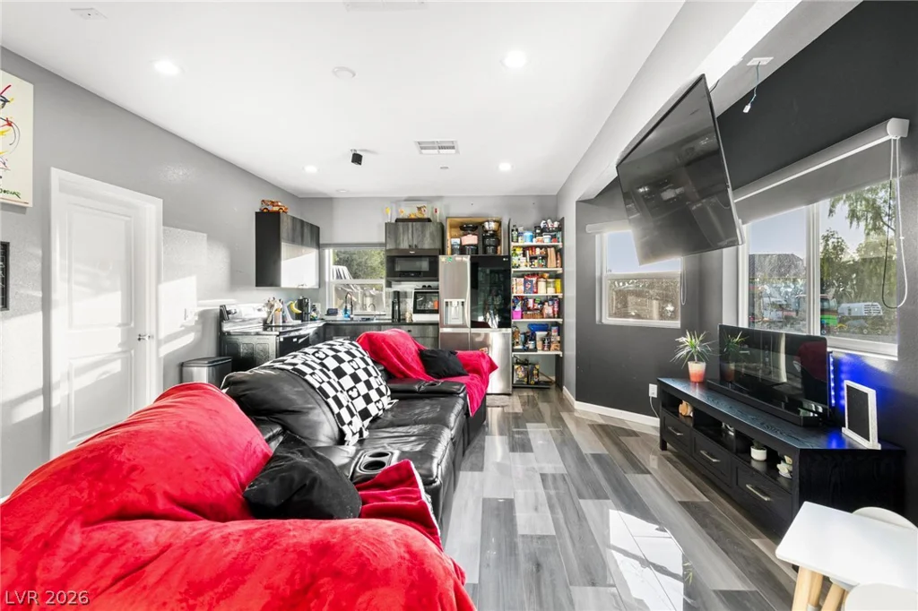 6731 Via Provenza, Las Vegas, NV 89131