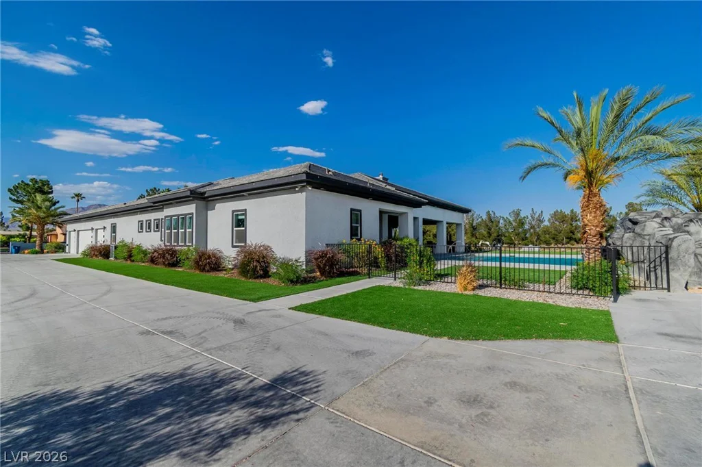 6731 Via Provenza, Las Vegas, NV 89131