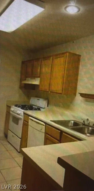 7963 Laurena, Las Vegas, NV 89147