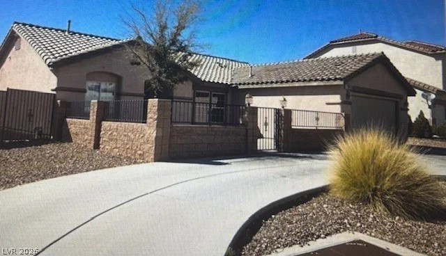 1083 Sterling Peak, Las Vegas, NV 89110