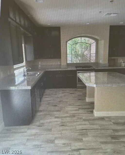 9758 Panther Hollow, Las Vegas, NV 89141