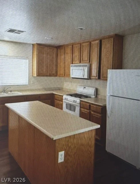 11882 Snow Bank, Las Vegas, NV 89183
