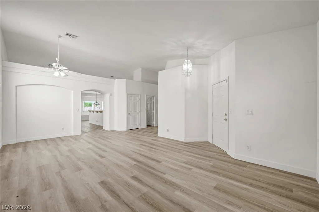 4354 Summers Shade, Las Vegas, NV 89147