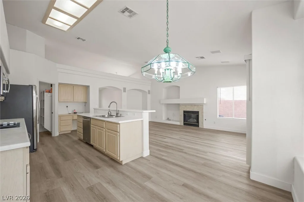4354 Summers Shade, Las Vegas, NV 89147