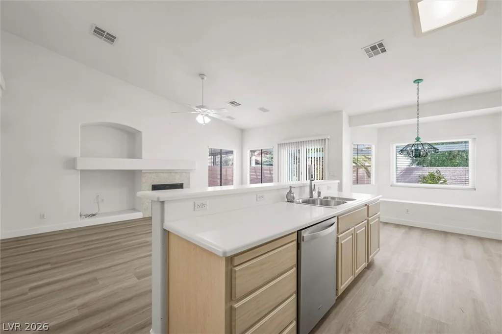 4354 Summers Shade, Las Vegas, NV 89147