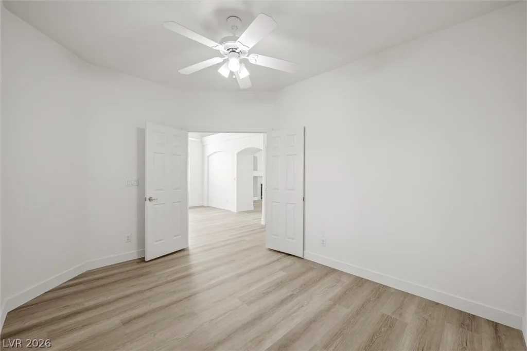 4354 Summers Shade, Las Vegas, NV 89147