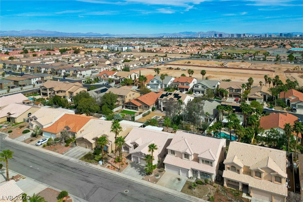 4354 Summers Shade, Las Vegas, NV 89147