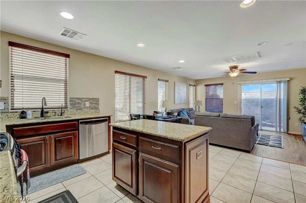 8944 Ryan Creek, Las Vegas, NV 89149