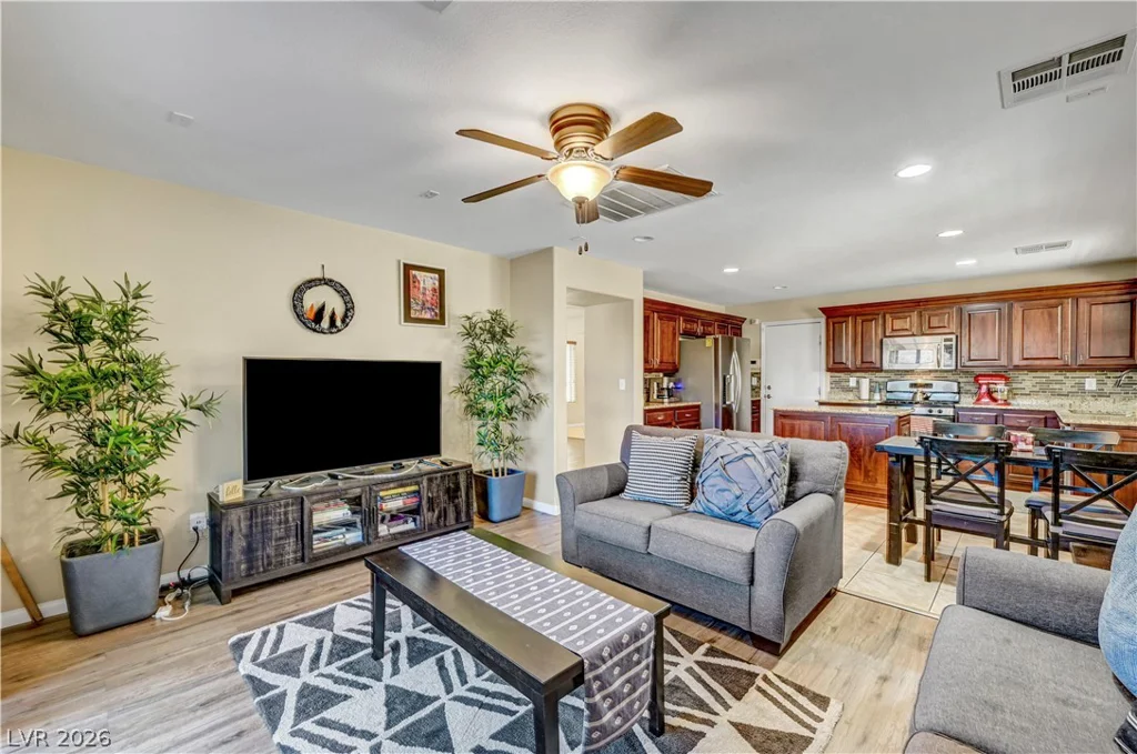 8944 Ryan Creek, Las Vegas, NV 89149