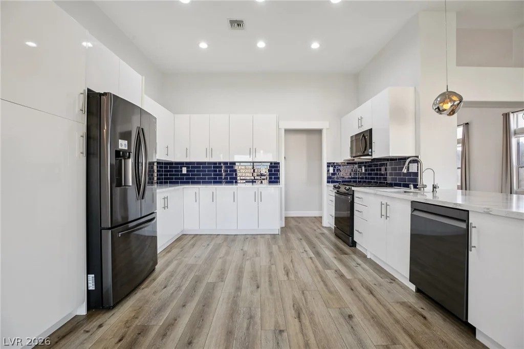 2504 Youngdale, Las Vegas, NV 89134