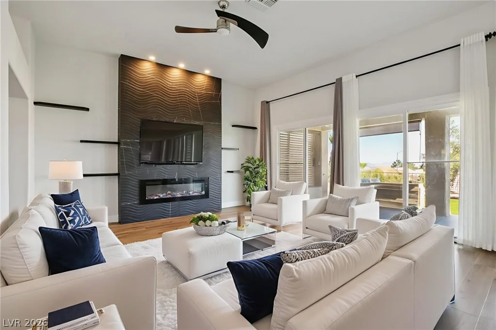 2504 Youngdale, Las Vegas, NV 89134