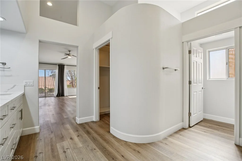 2504 Youngdale, Las Vegas, NV 89134