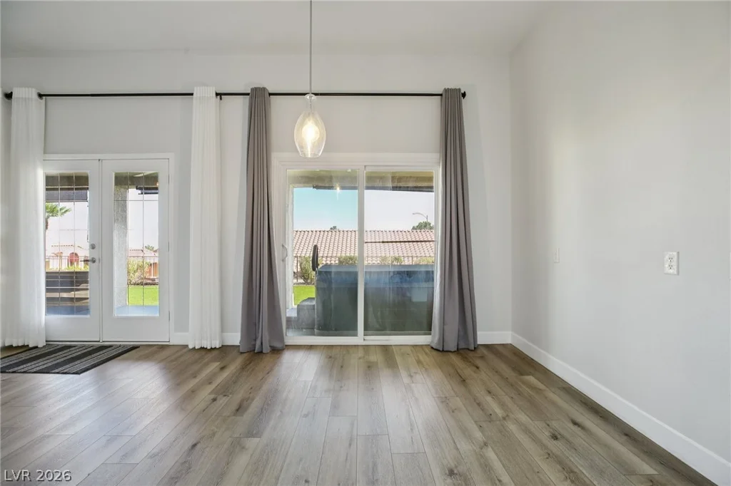 2504 Youngdale, Las Vegas, NV 89134