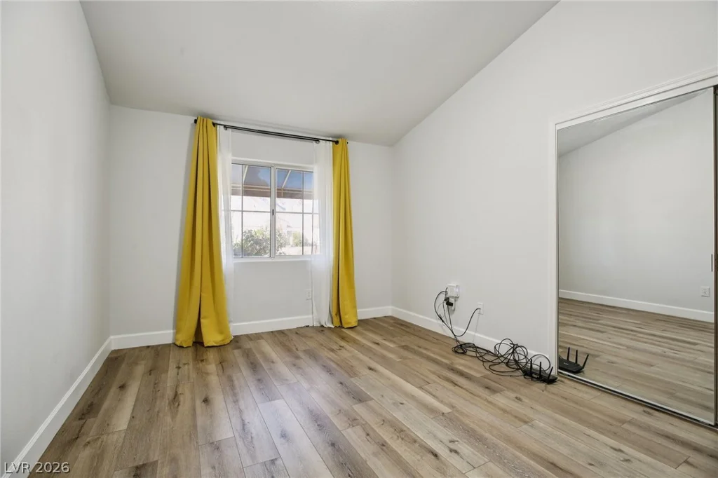 2504 Youngdale, Las Vegas, NV 89134