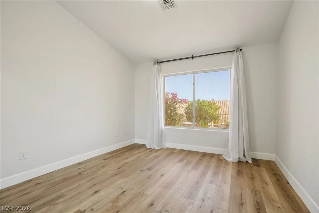 2504 Youngdale, Las Vegas, NV 89134