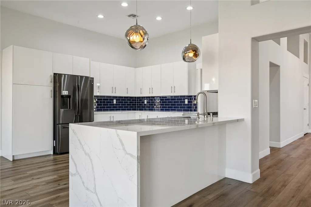 2504 Youngdale, Las Vegas, NV 89134