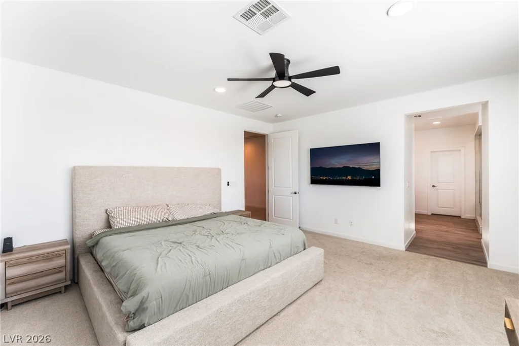 1305 Crimson Sunbird, North Las Vegas, NV 89084