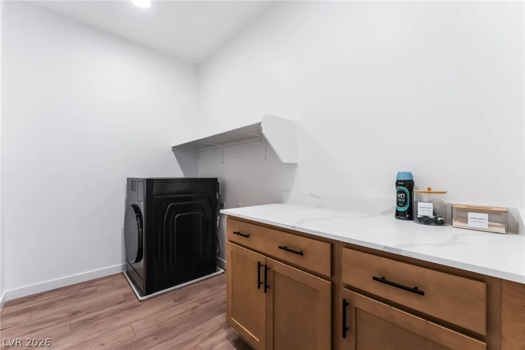 1305 Crimson Sunbird, North Las Vegas, NV 89084