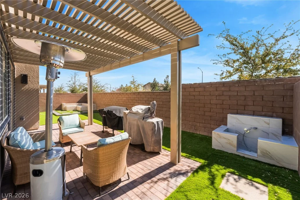 1305 Crimson Sunbird, North Las Vegas, NV 89084