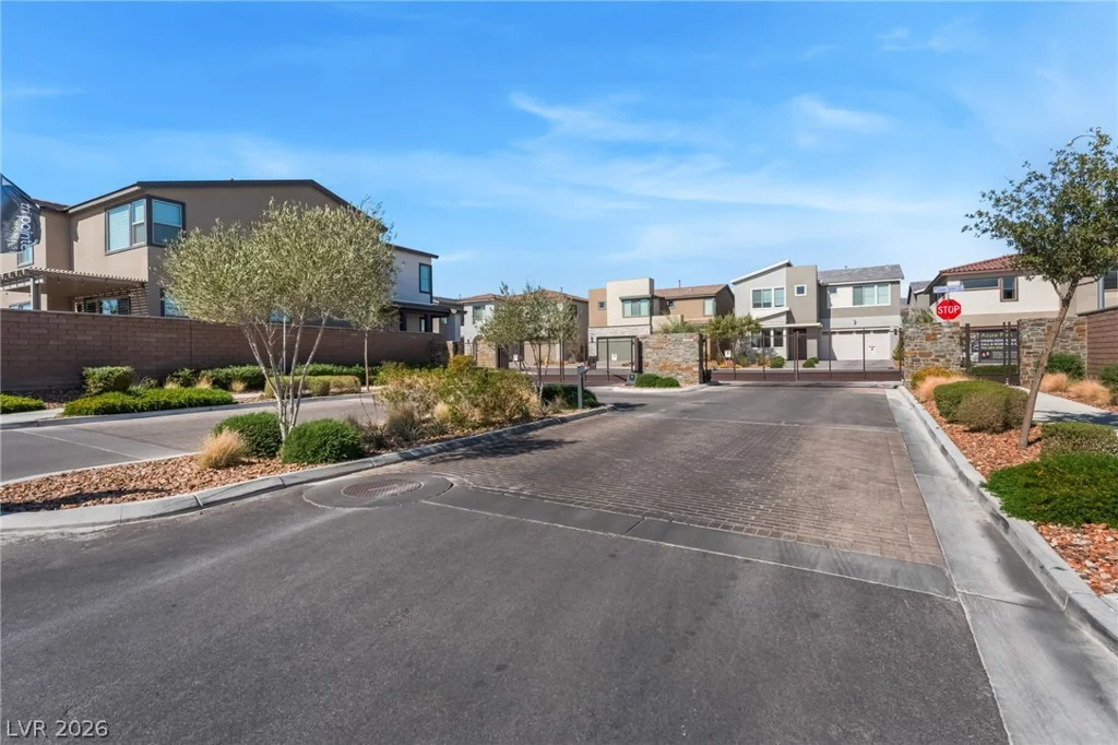 1305 Crimson Sunbird, North Las Vegas, NV 89084