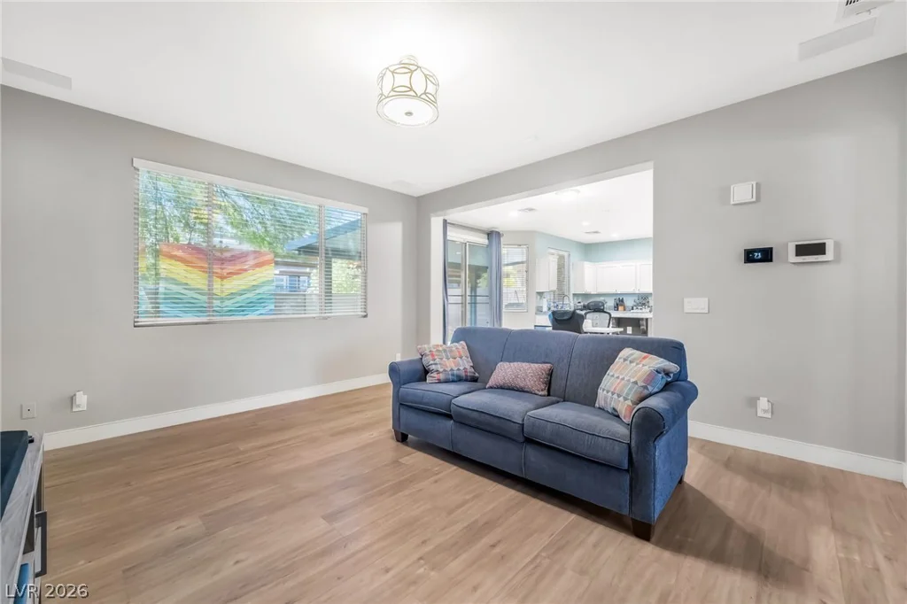 9921 Canyon Peak, Las Vegas, NV 89147