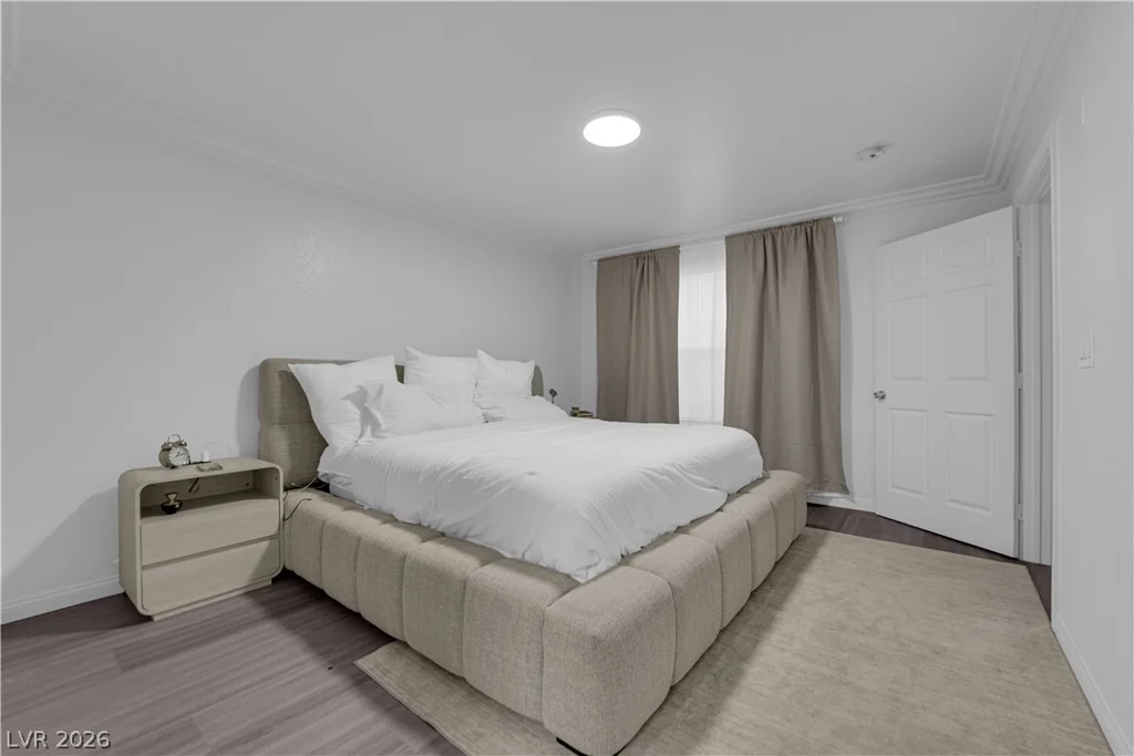 8101 Flamingo, Las Vegas, NV 89147