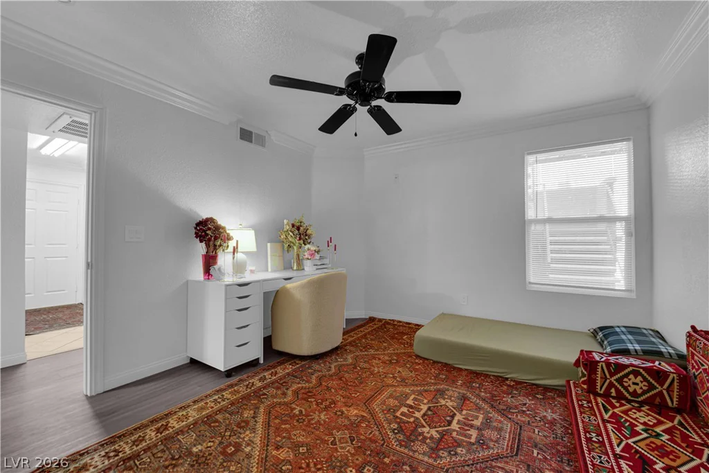8101 Flamingo, Las Vegas, NV 89147