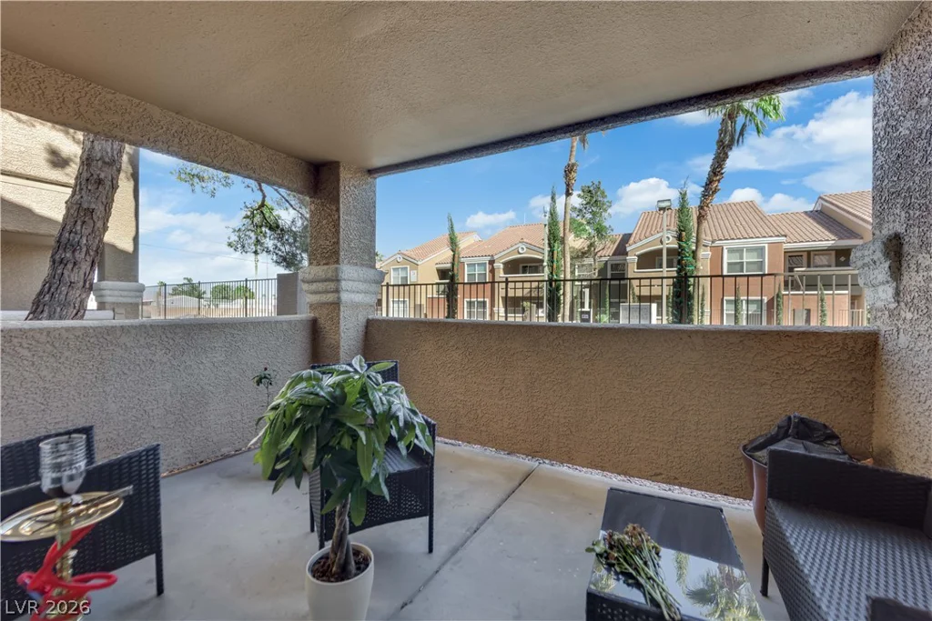8101 Flamingo, Las Vegas, NV 89147