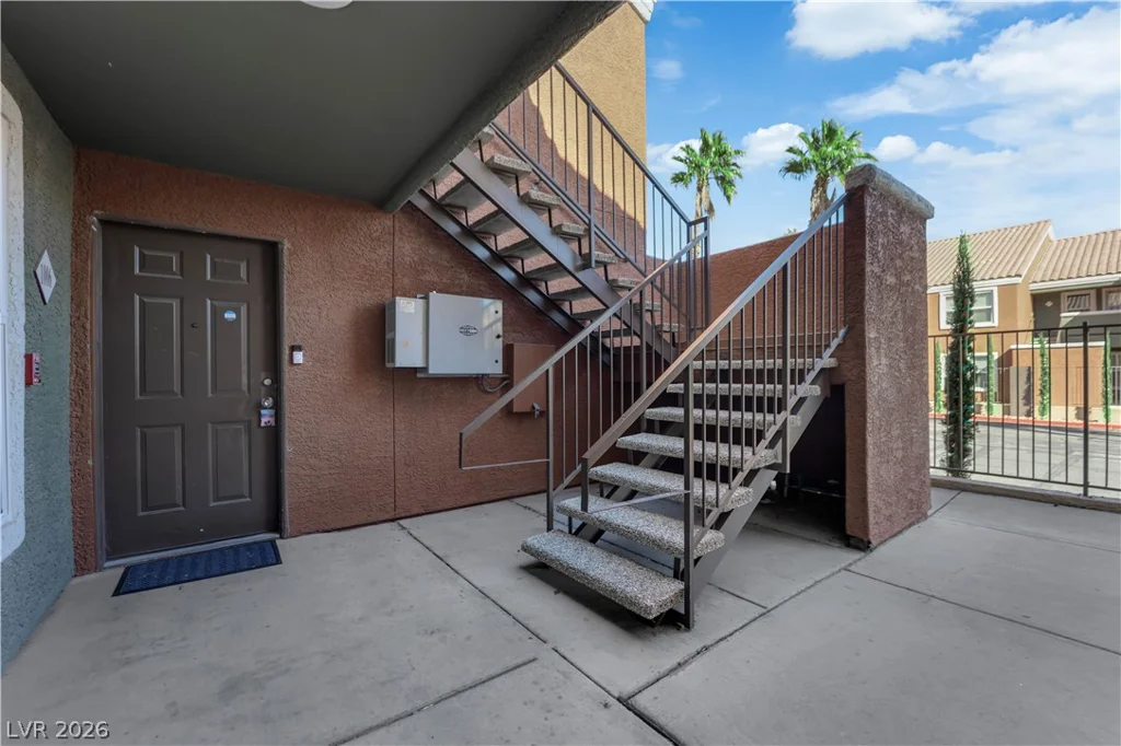 8101 Flamingo, Las Vegas, NV 89147