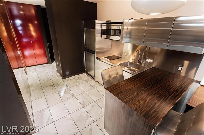 4381 Flamingo, Las Vegas, NV 89103