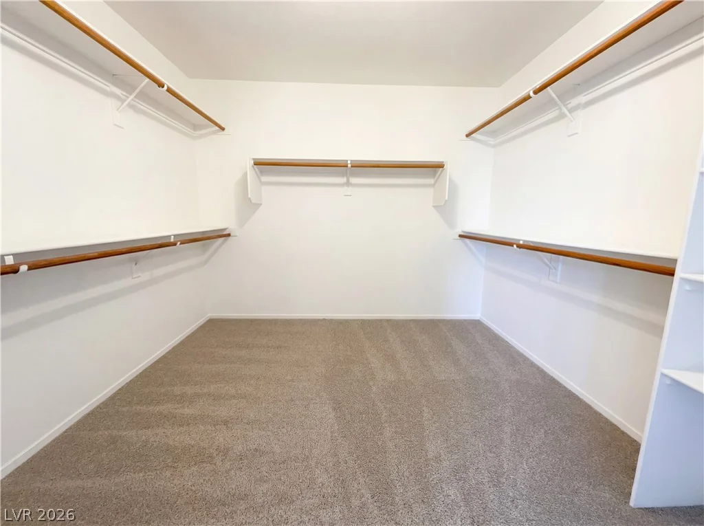 7848 Desert Bell, Las Vegas, NV 89128