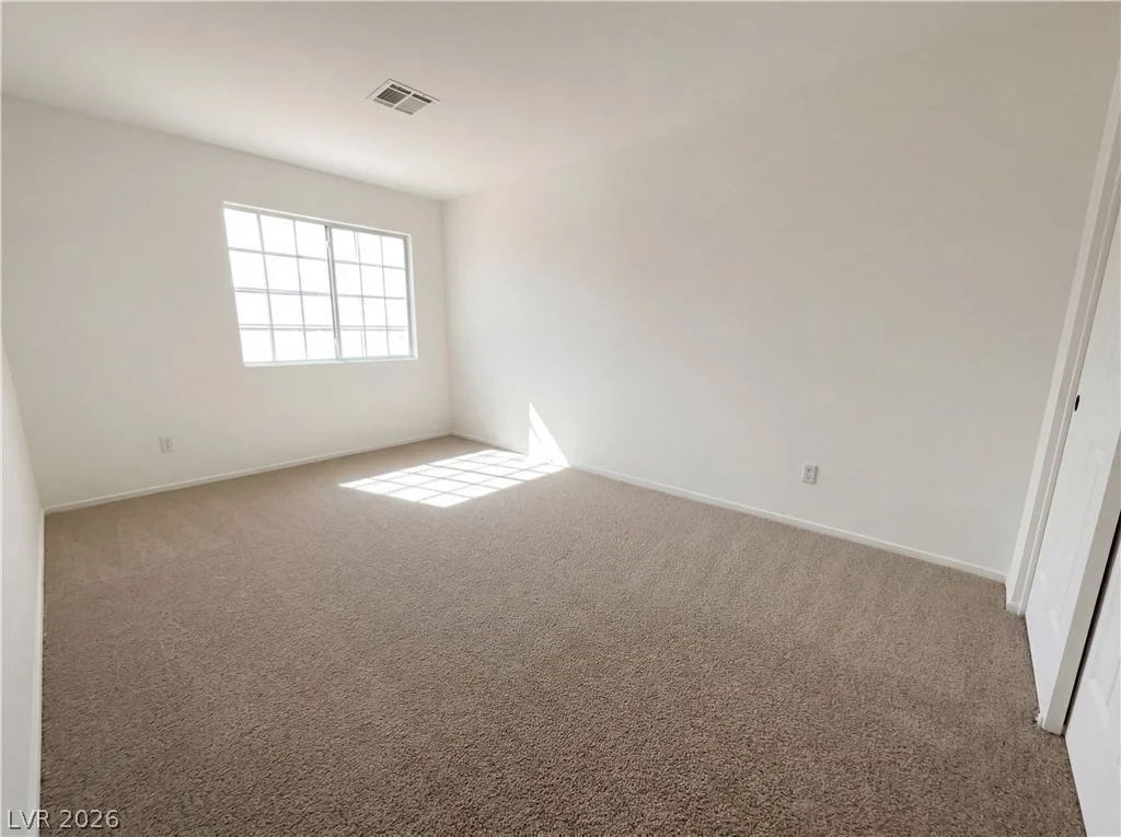 7848 Desert Bell, Las Vegas, NV 89128