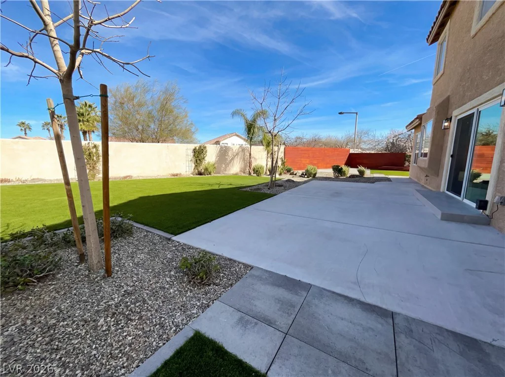7848 Desert Bell, Las Vegas, NV 89128