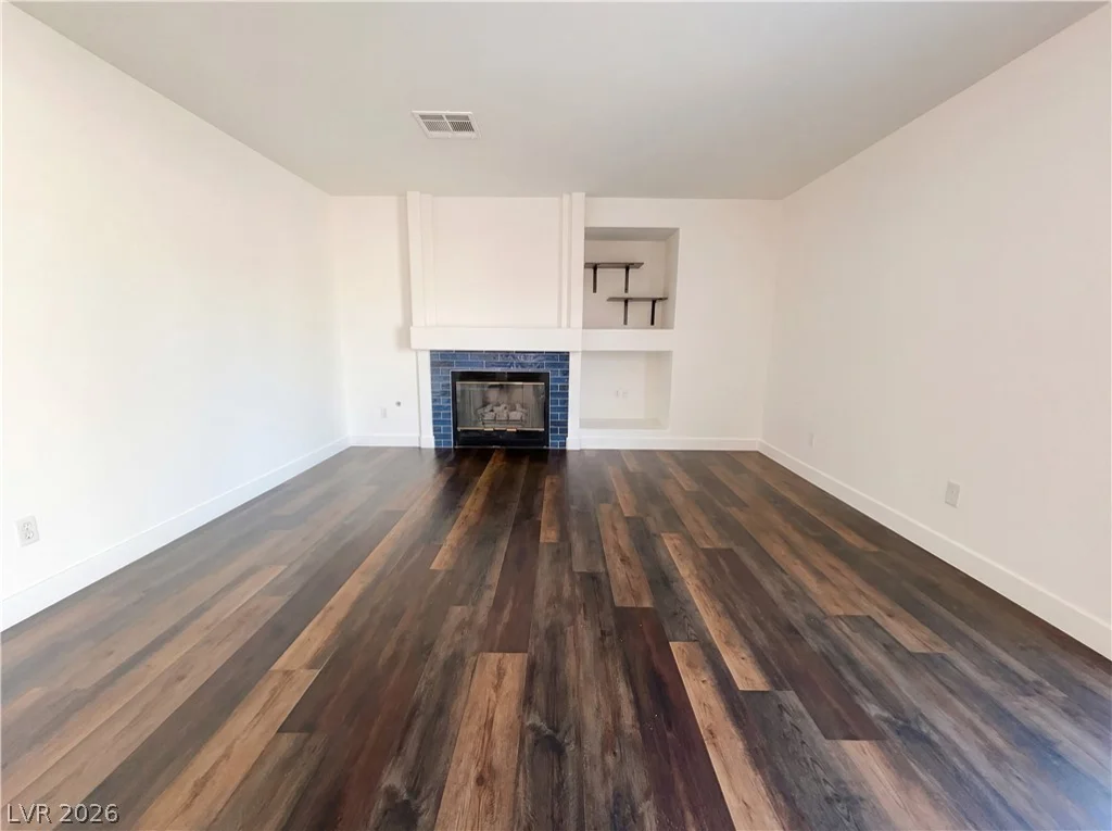 7848 Desert Bell, Las Vegas, NV 89128