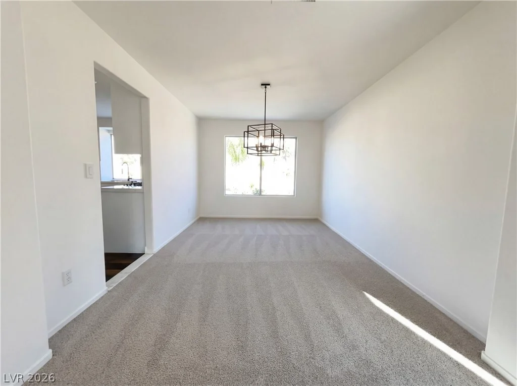 7848 Desert Bell, Las Vegas, NV 89128